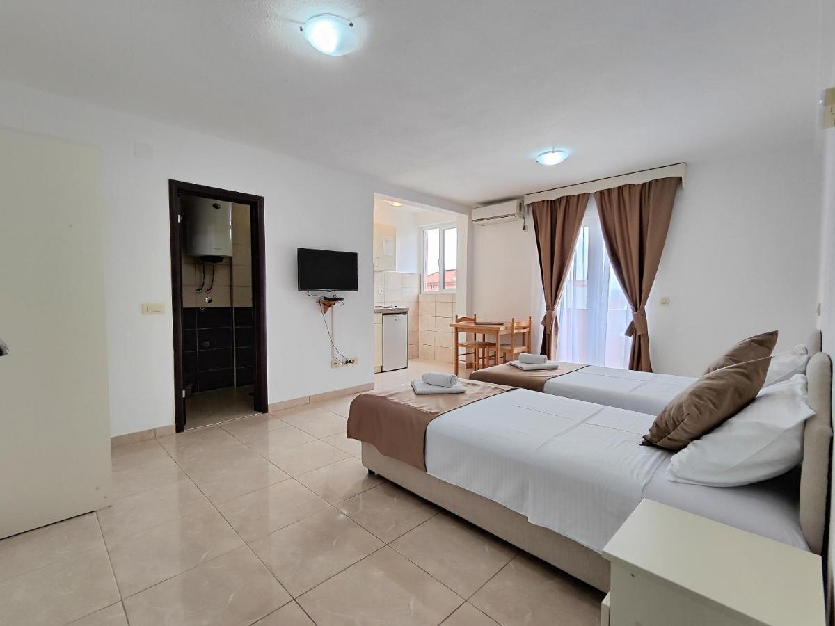 Villa Hera Budva Exteriör bild