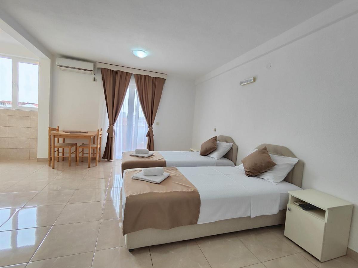 Villa Hera Budva Exteriör bild