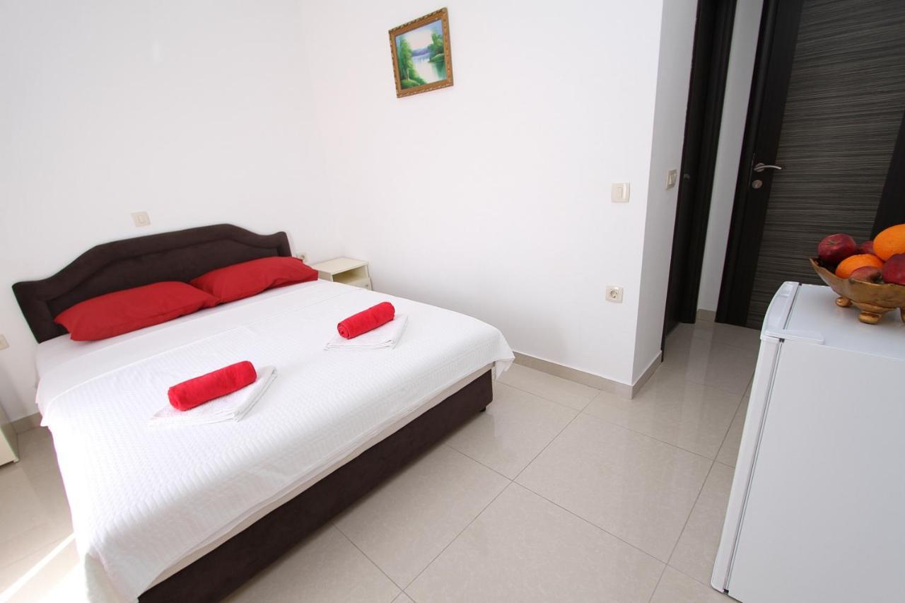 Villa Hera Budva Exteriör bild